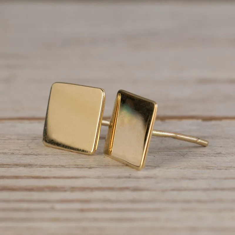 14K Yellow Gold Square Stud Earrings