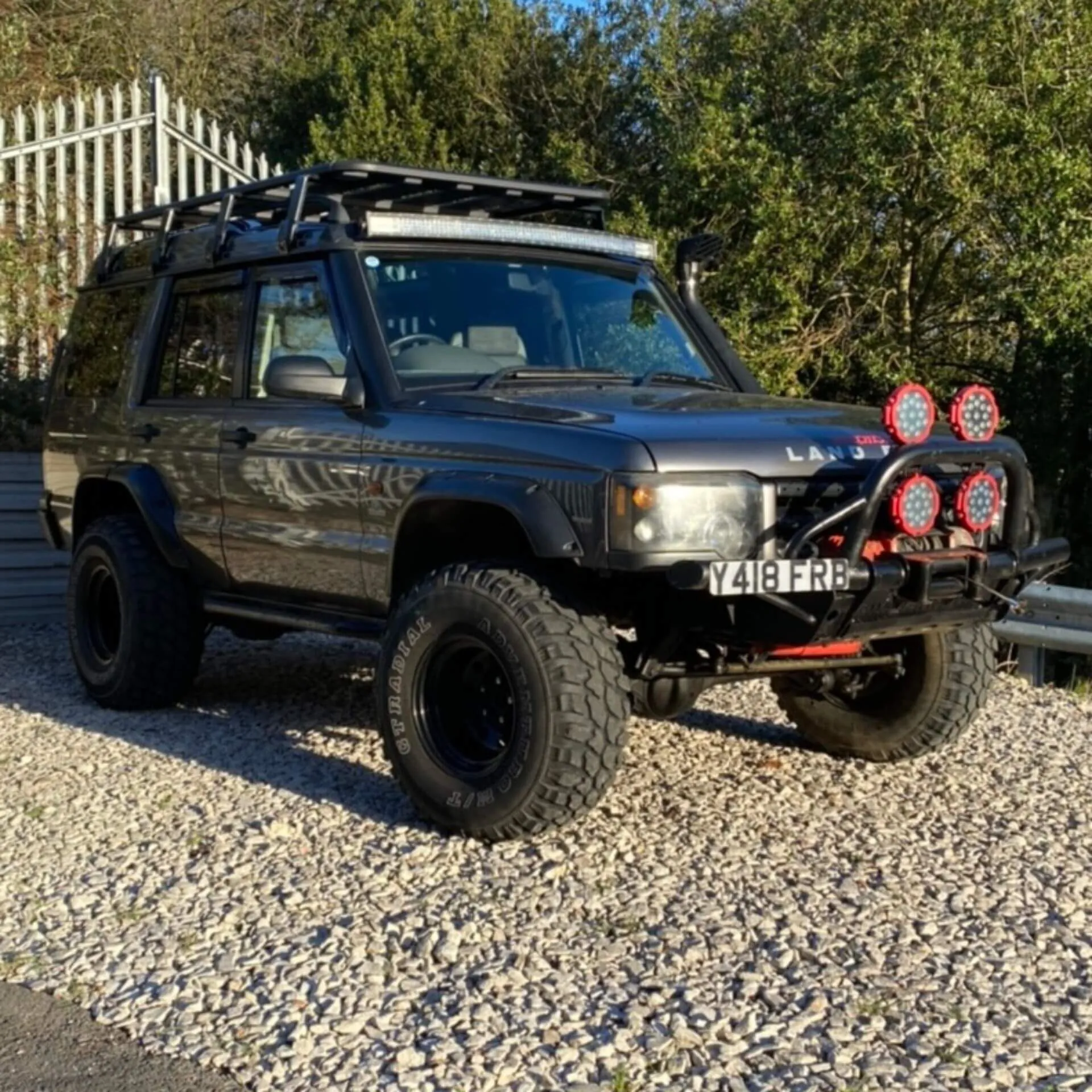 AluMod Low Profile 220cm x 125cm Roof Rack for the Land Rover Discovery 1 and 2