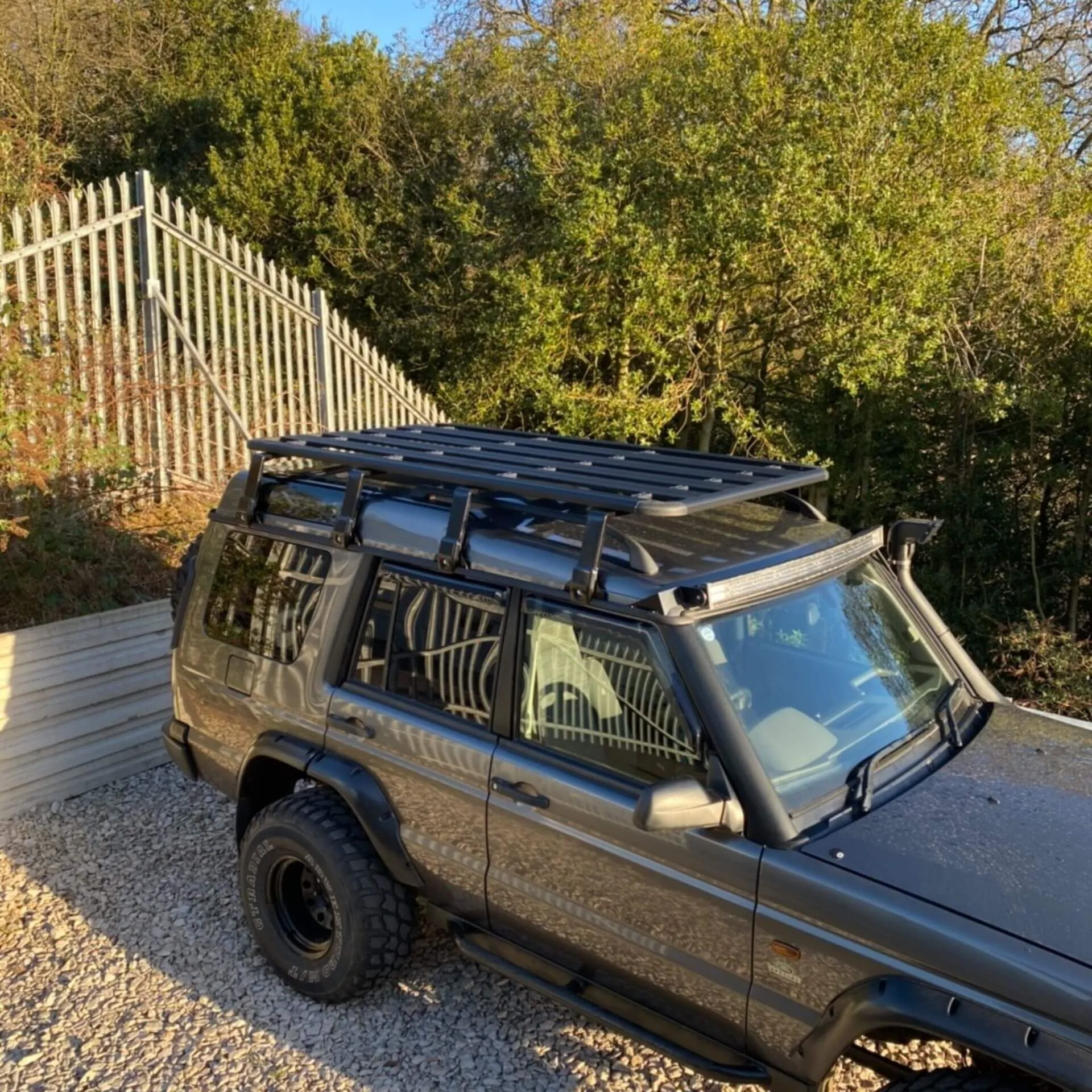 AluMod Low Profile 220cm x 125cm Roof Rack for the Land Rover Discovery 1 and 2