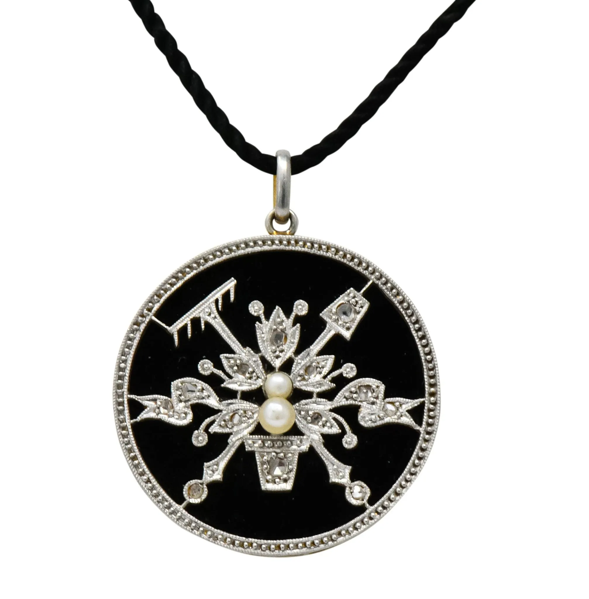 Belle poque Diamond Onyx Platinum-Topped 18 Karat Gold French Flower Garden Pendant Necklace