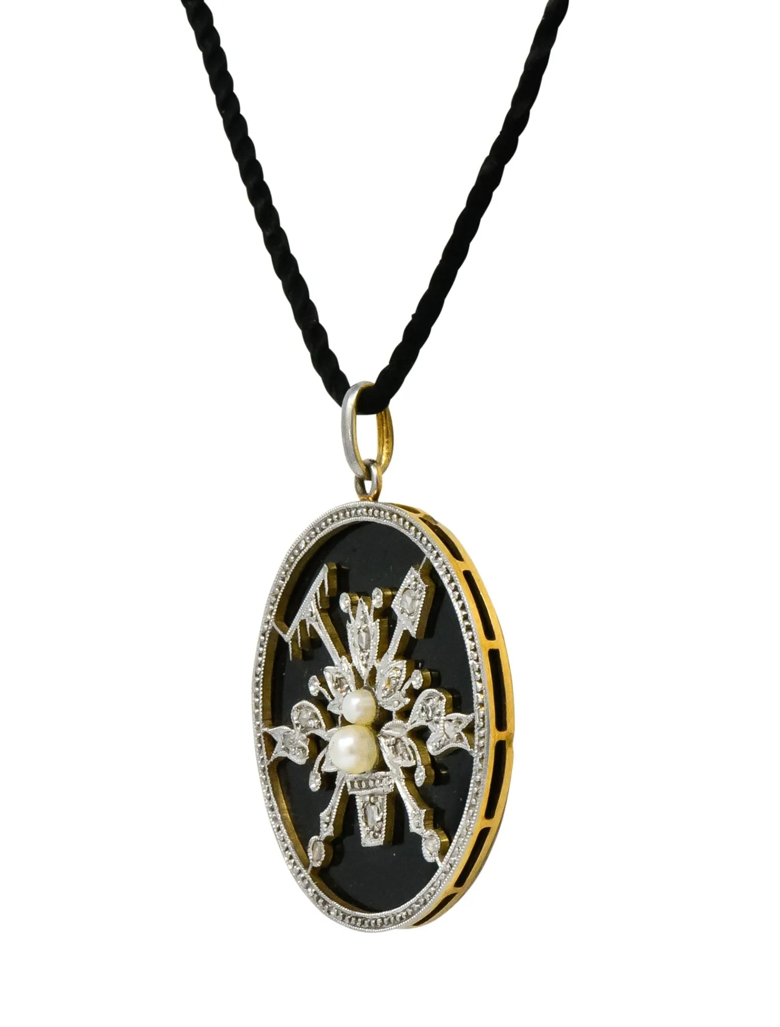 Belle poque Diamond Onyx Platinum-Topped 18 Karat Gold French Flower Garden Pendant Necklace