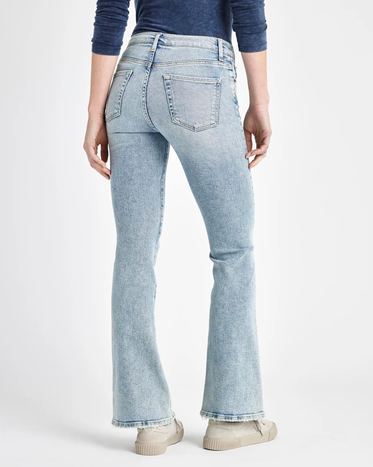 Bootcut Jean in Medium Wash