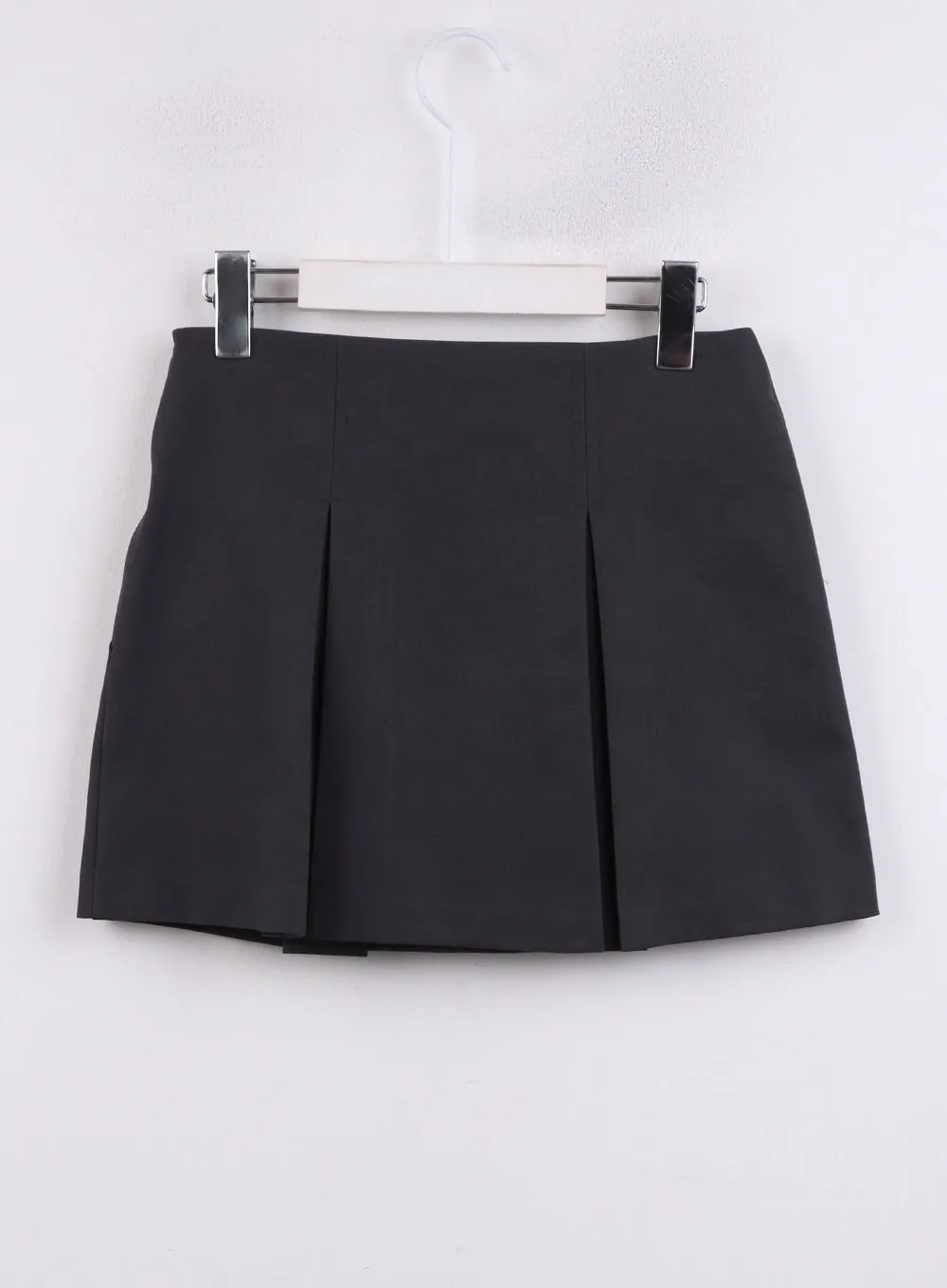 Gray Pleated Belted Mini Skirt CJ423