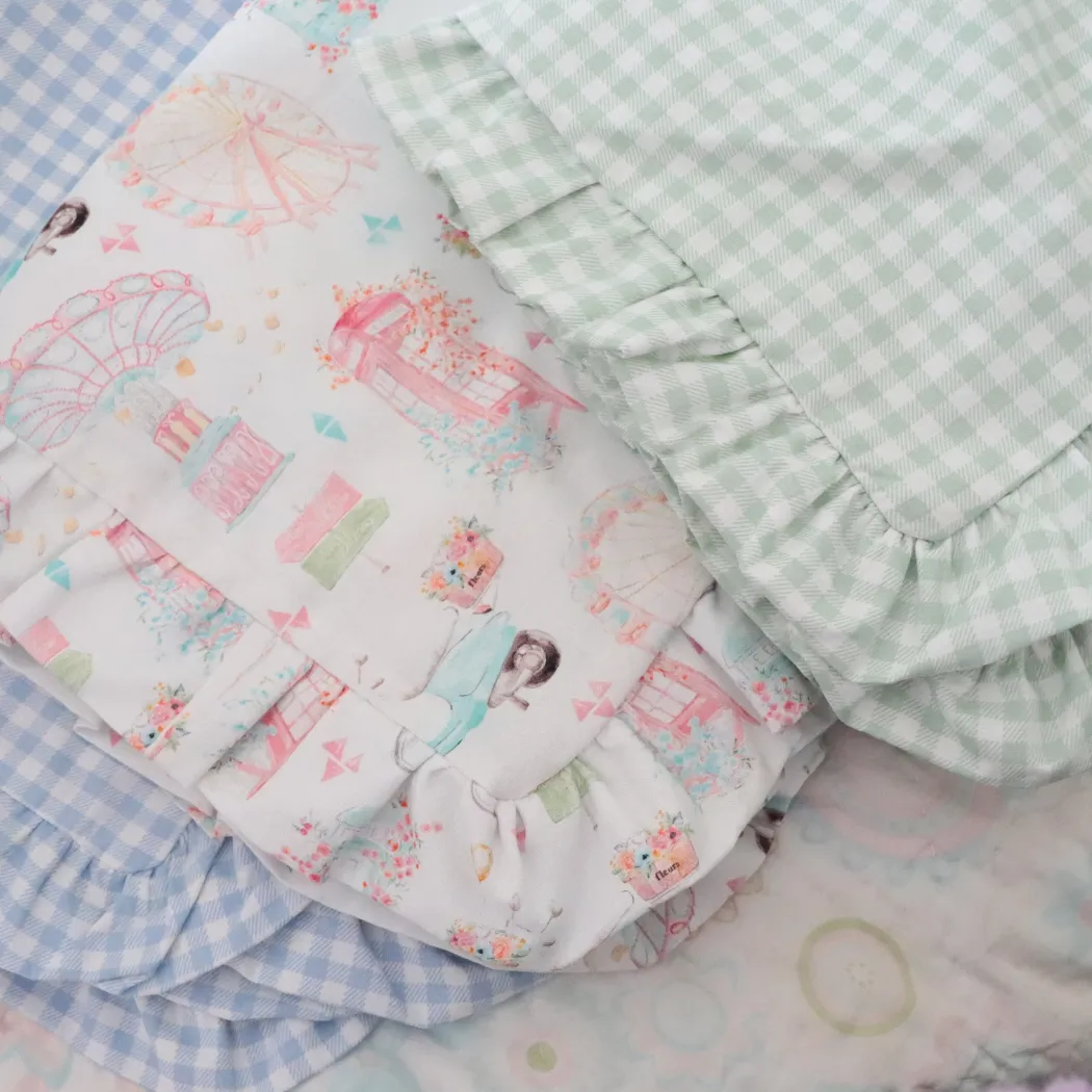 Green gingham frilly pillowcase