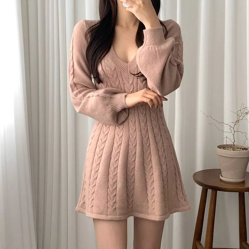 Long-Sleeve Cable-Knit Mini A-Line Sweater Dress ZR22