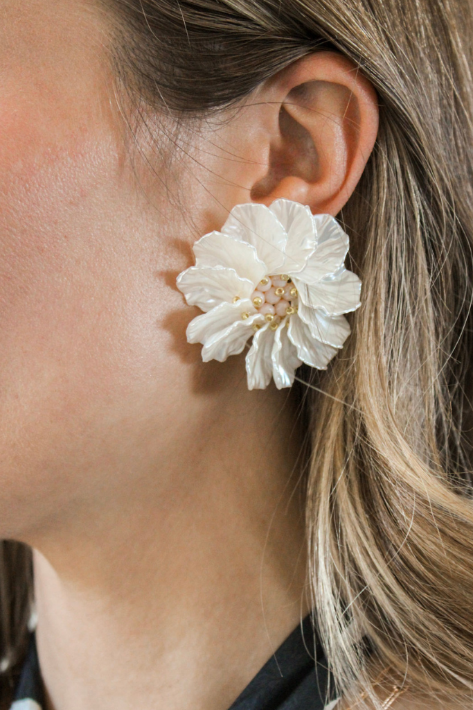 Pearl Bloom Stud Earring in Pink