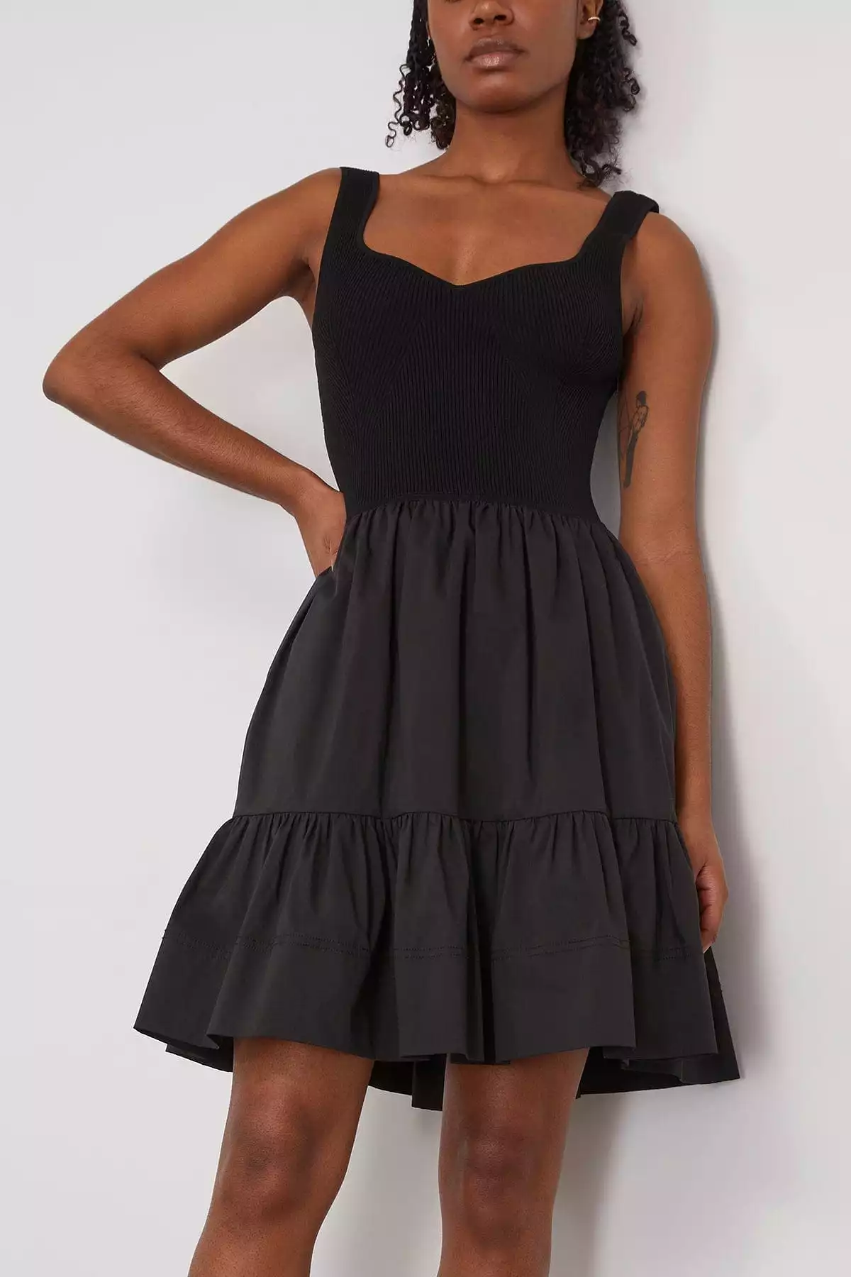 Short Josephina Dress in Black