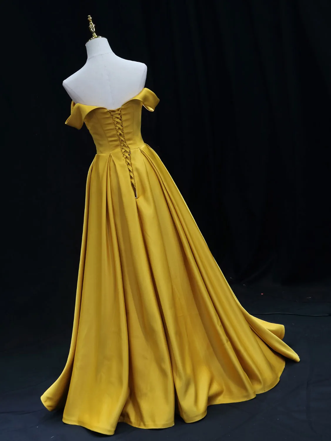 Strapless A-line Satin Yellow Prom Dress Formal Dress