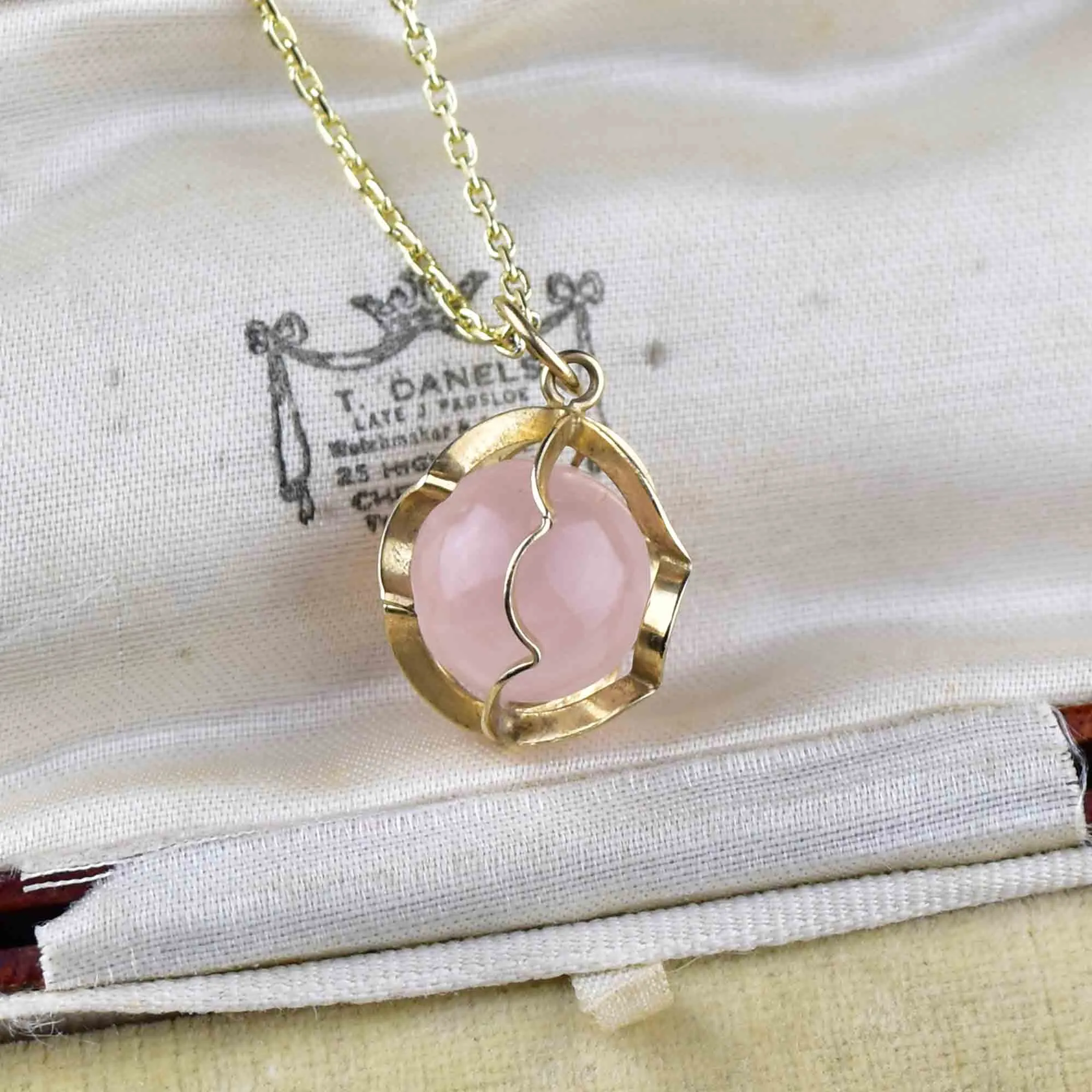 Vintage 9K Gold Rose Quartz Ball Pendant Necklace